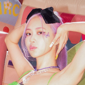 日亚州女人逼好叙服
